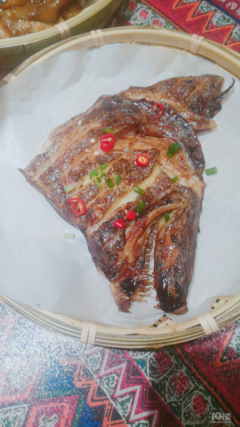 杭州首家碳烤鲽鱼头,撸串圣地!