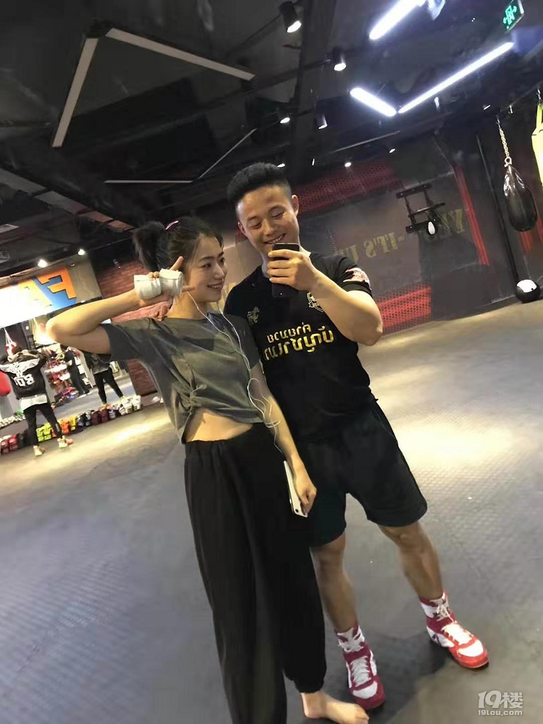 ★★★拳击教练带你初步了解拳击★★★