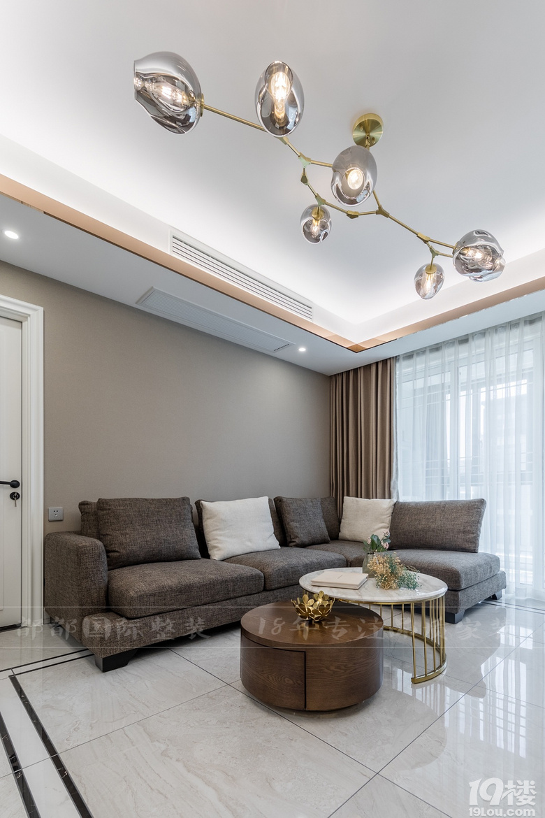 ����Ʒ������������Դδ�������ִ��硤110�O��