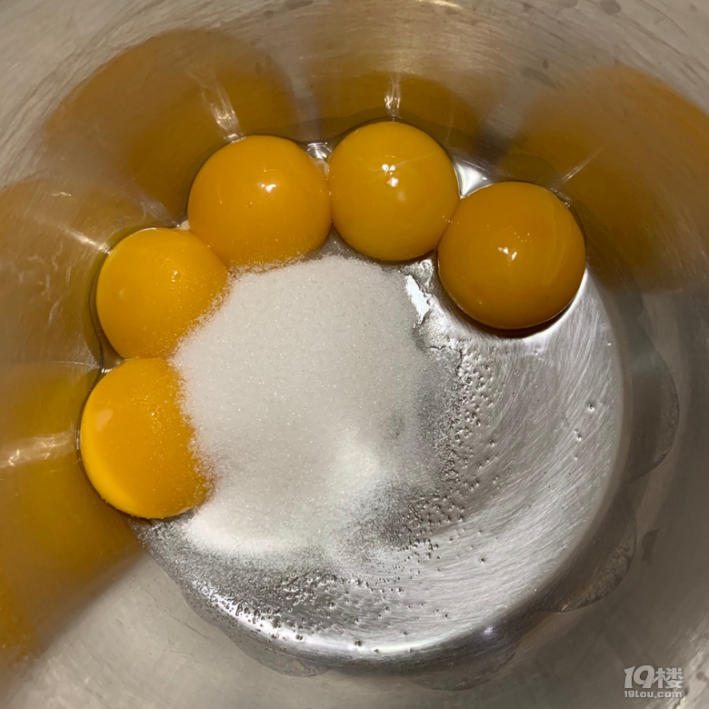 普洱蔓越莓戚風蛋糕