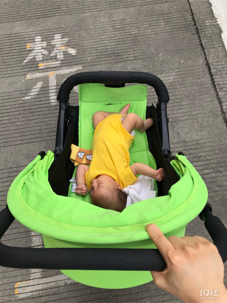 【萌寶第一次】+你的第一次對(duì)媽媽來說,如此珍貴