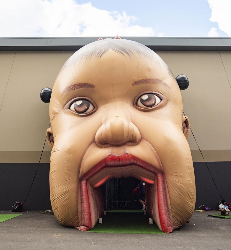 推广|一岁半就成为10亿美元继承人,这个小姑娘萌得有点过分