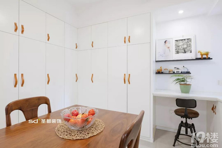 ��ʥ��װ�Ρ����ٲ���ѩ���Ҿ��Լ�׼��һ����ɫͯ������