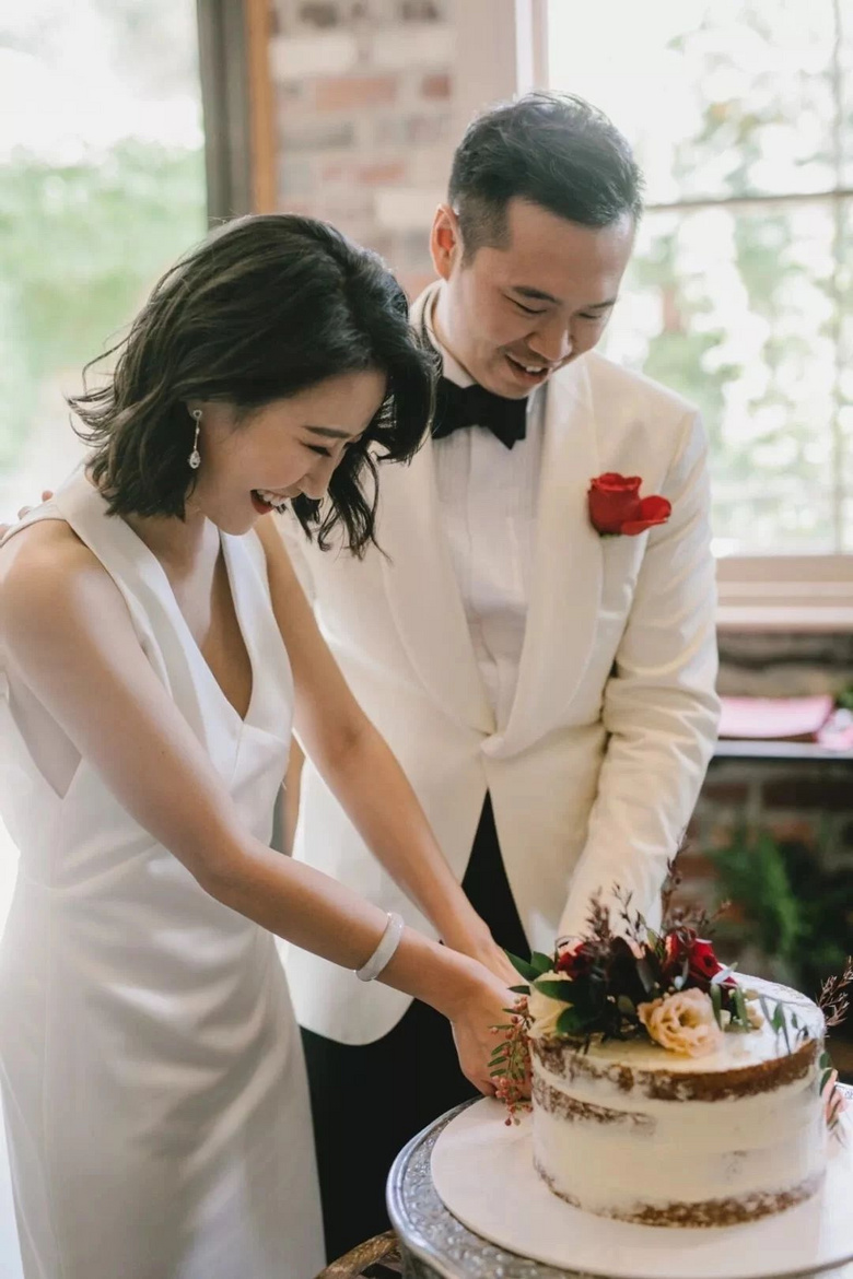 这位时尚博主的海外婚礼，小而精，好看又有趣