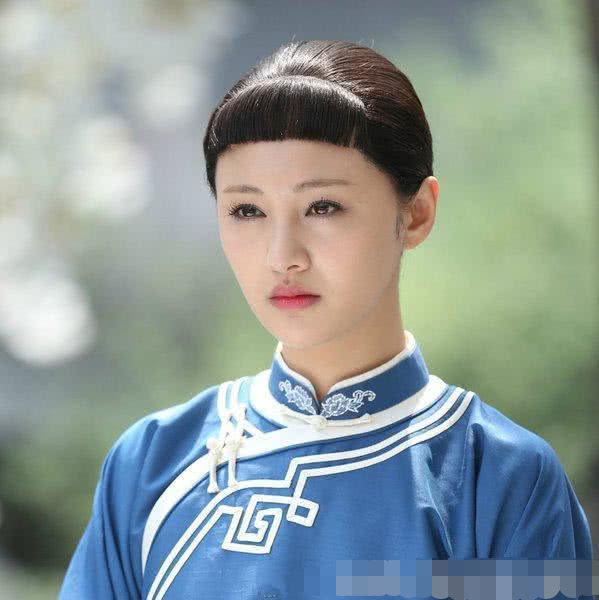 古装剧中女星"厚重"的齐刘海,前4个美翻了,看到郑爽:没眼看