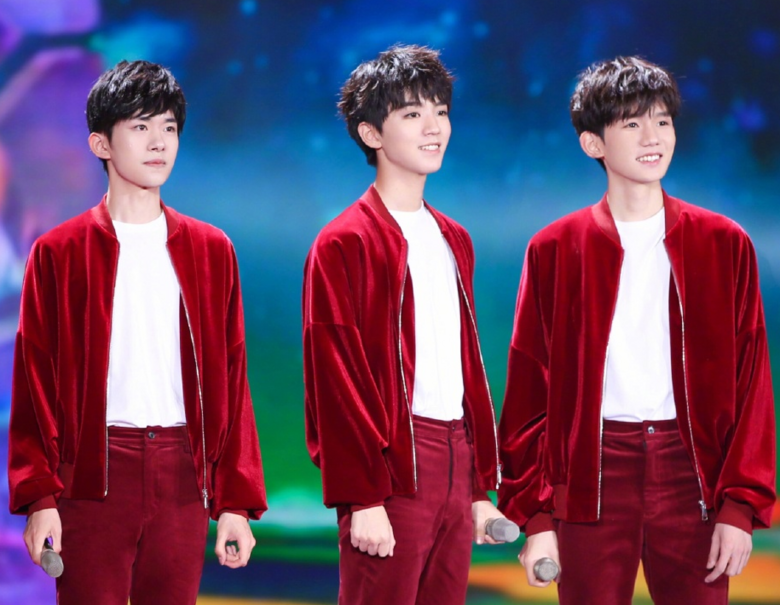 有种"整容"喊王源长长头发,原觉得不耐看,结果成漫画男主脸-八卦绯闻