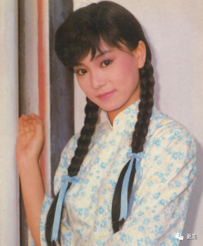 洋娃娃长相情路坎坷,被渣男抛弃,现任又跳楼,单身无子靠事业重