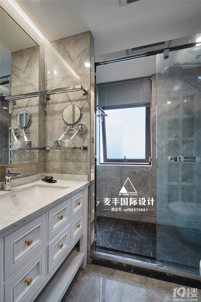 �����Ʒ |�� �� �� ��125�O ������ʽ�������������塿