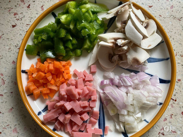 自制PIZZ不輸必勝客喲