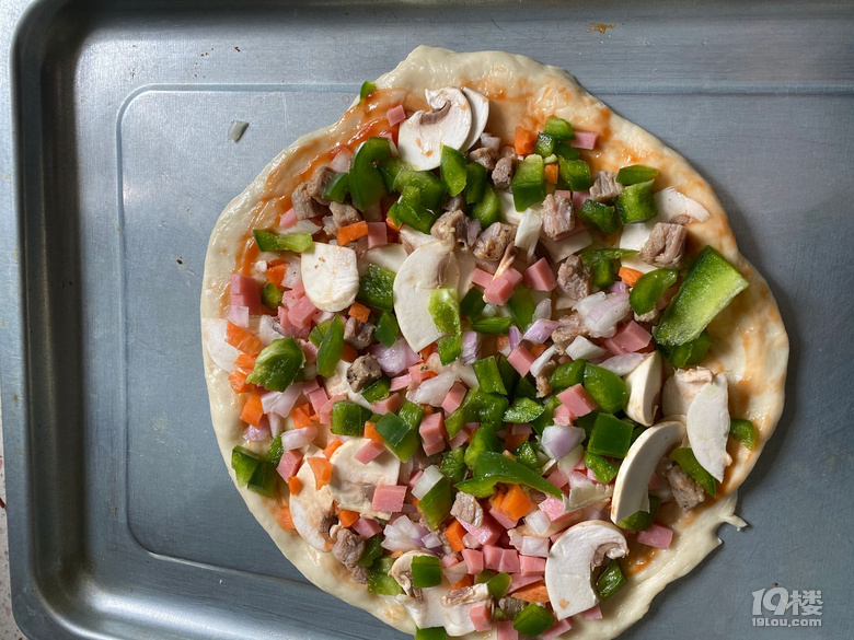 自制PIZZ不輸必勝客喲