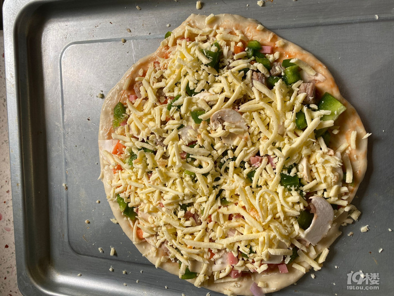 自制PIZZ不輸必勝客喲