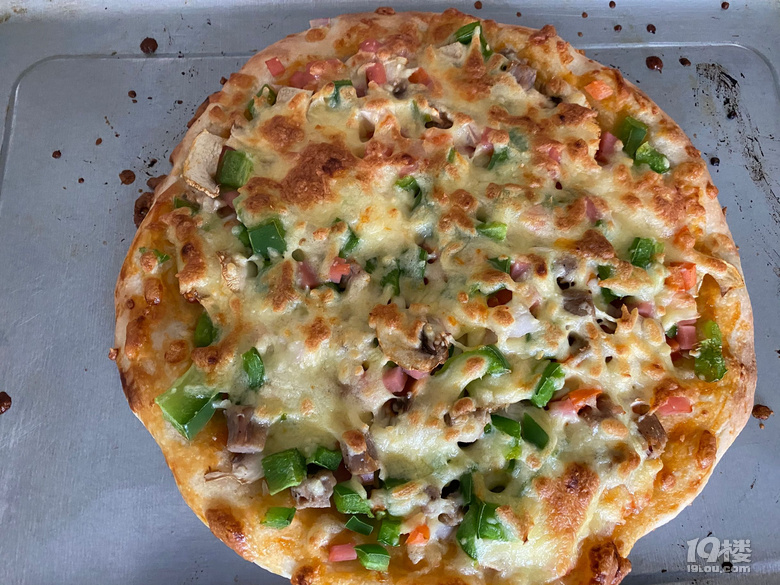 自制PIZZ不輸必勝客喲