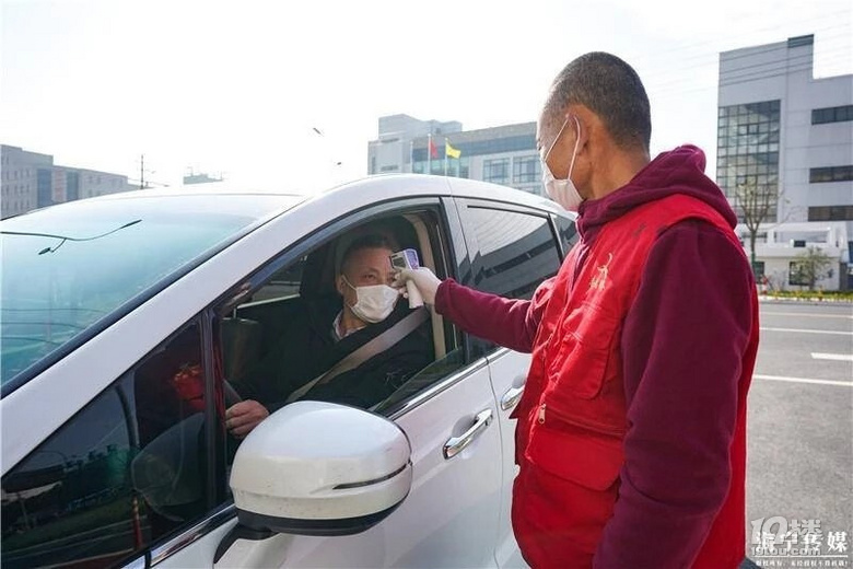 吃饭像高考每天发口罩消毒来看看海宁