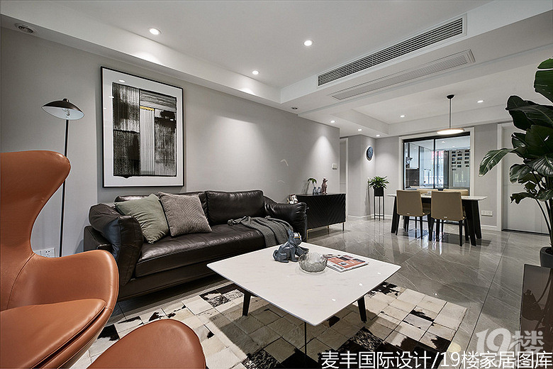 *����*�ϼ�