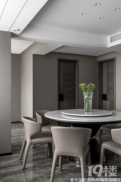 *����*�ϼ�