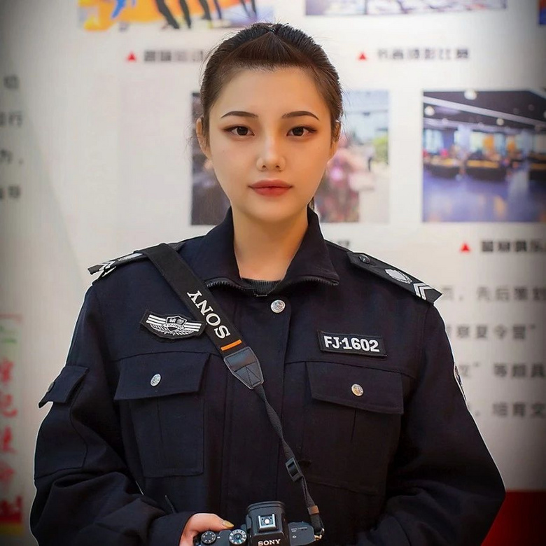 今天给萧山这几位美丽的警花上头条