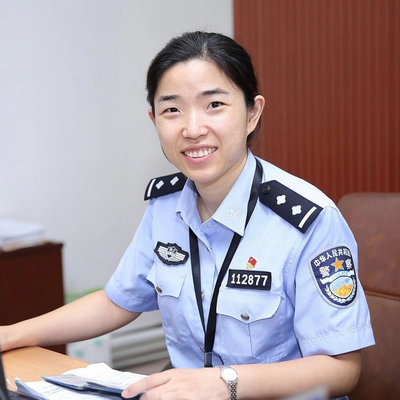 中国杭州女警察图片