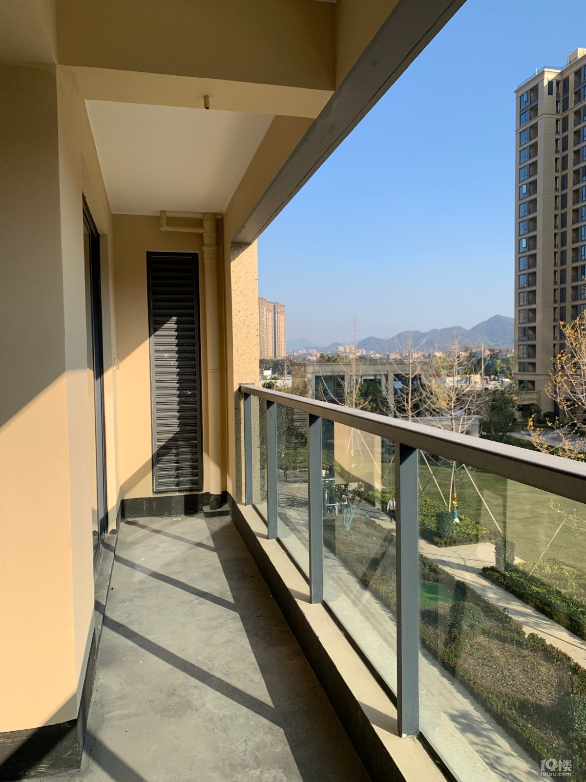 89方新房毛坯出租 悦青蓝 新交付小区 中介勿扰