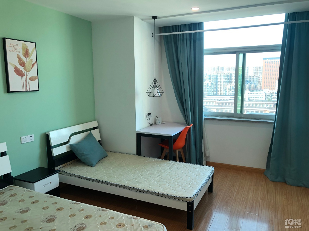 漫果公寓西湖大厦有房出租 地铁2号线附近 非中介 可月付 可短租