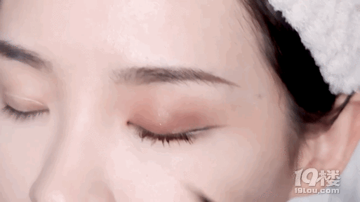 「復(fù)工口罩妝」,學(xué)會(huì)收獲盛世美顏