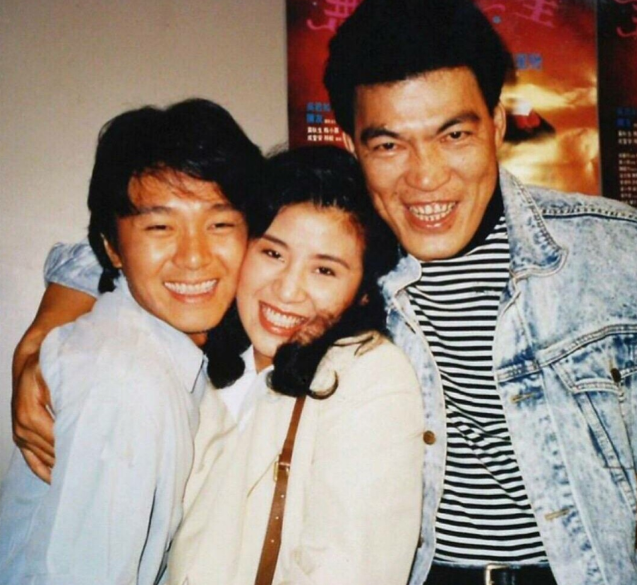 知名作家怒怼周星驰:凭什么叫星爷?必须取消"星爷"称呼!