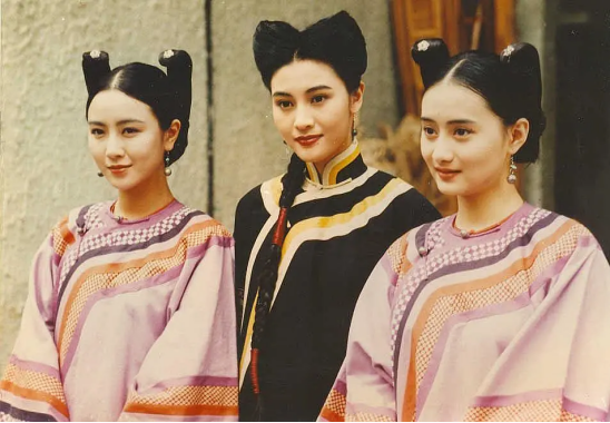 46岁陈德容丁克8年终离婚,最美琼女郎为豪门梦放弃事业,今爱