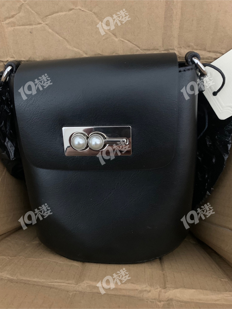 賣個包,居然還有買家拆零件的,我也是服了