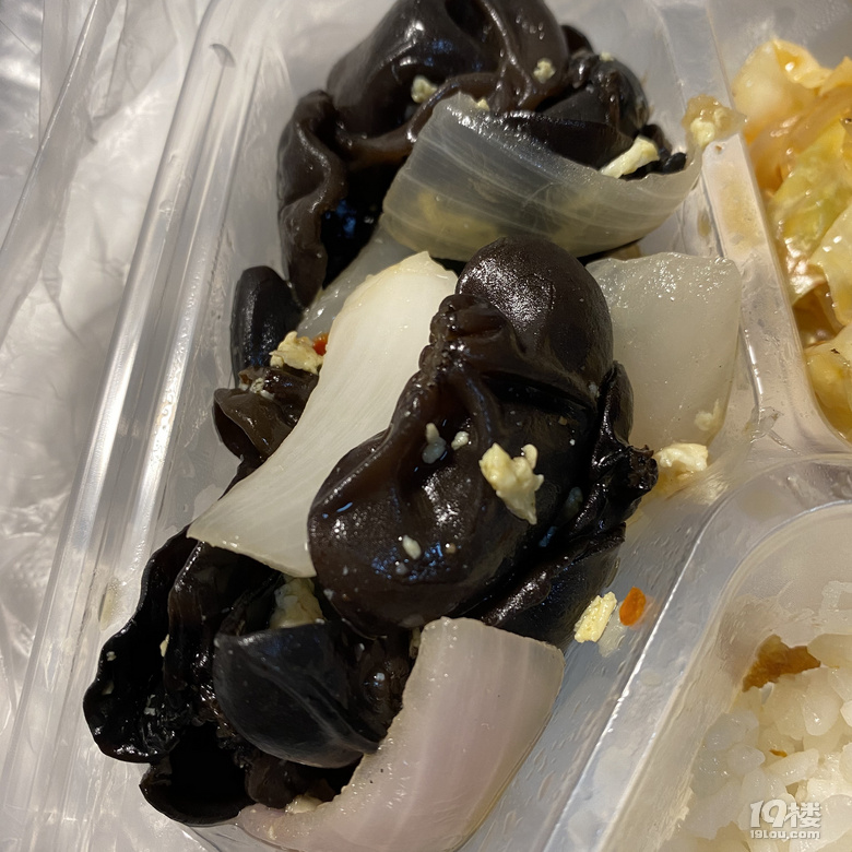 返校后吃食堂的我們,開飯盒堪比開盲盒?