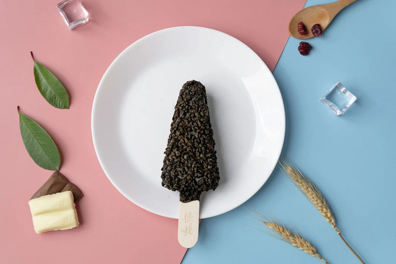 臻我黑焦糖口味冰淇淋