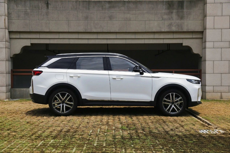 又一国产旗舰suv,空间大配置足,售价16万你确定不动心?