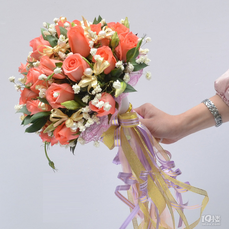 開開心心去訂婚紗照,看到這些道具我懵了