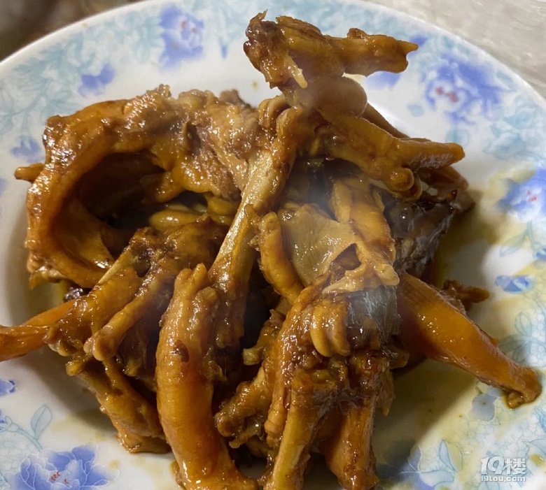 沒有招牌的面店, 讓小鳥胃的我也能吃三碗