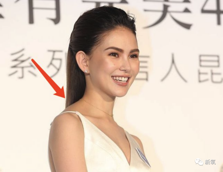 昆凌怎么胖成周杰倫了?!