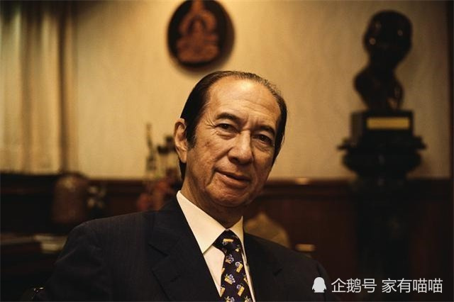 "赌王"离世后,为何出来争财产的第一人是皈依佛门的何超雄?