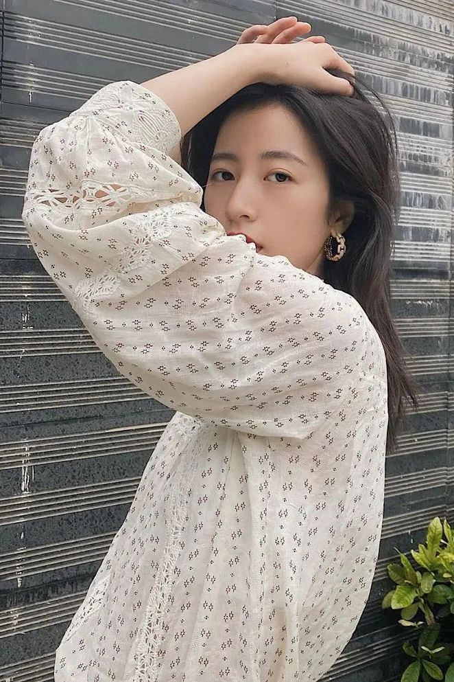 会穿是一种天赋,周雨彤恰好拥有