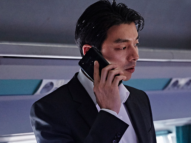 《釜山行》:孔刘的"死"并非偶然,从电影刚开始,就决定了结局