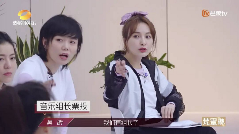 被黃圣依內(nèi)涵的丁當(dāng),你快在舒適區(qū)溺亡了!