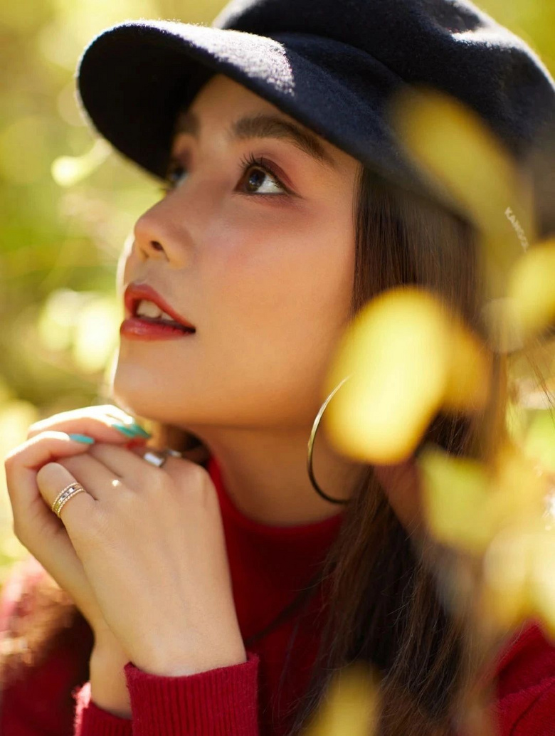这位身高不过150+的爆炸甜心,成为碾压娱乐圈御姐高妹的第一