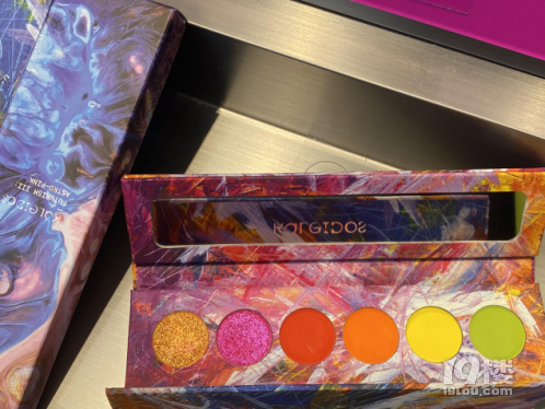 _ʊyWOW COLOURҹһ