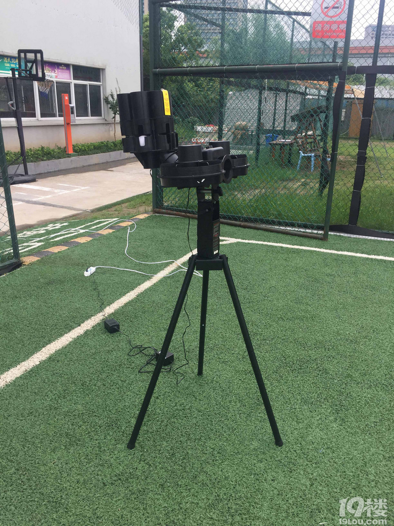 棒球发球机赏析