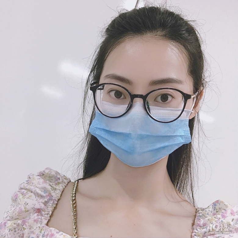 [7月打卡]2020年已过半,晒张半遮脸照打卡,攒桃花运啦