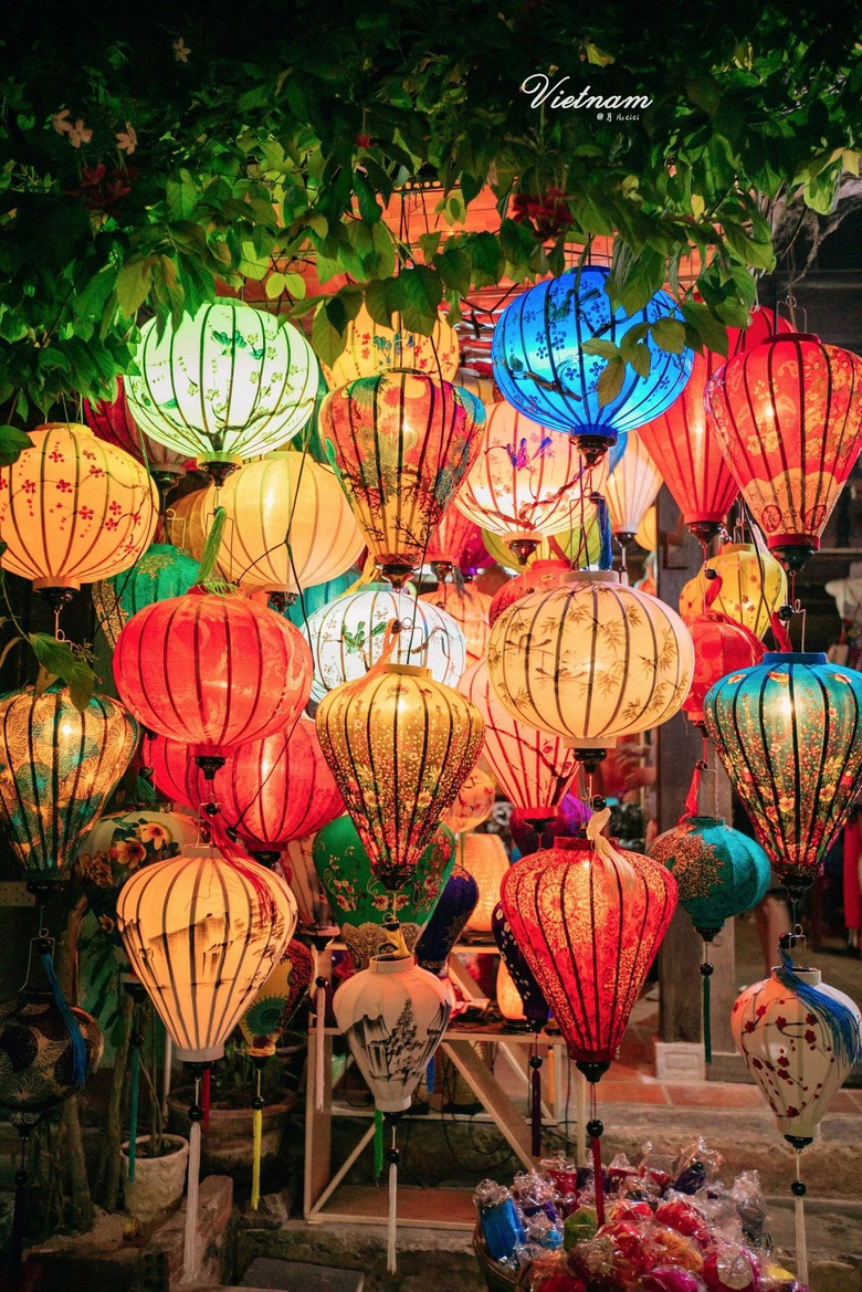 在越南坐一次黄包车,去灯火阑珊的会安看灯笼