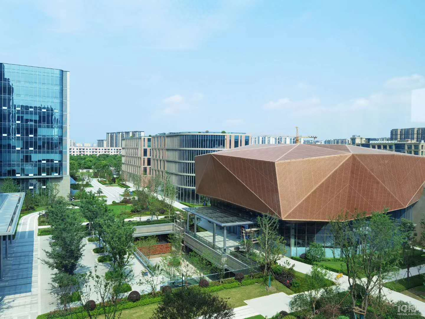 丁桥板块,政府扶持65-4000方独栋直招-租金7500元-西子智慧产业园小区