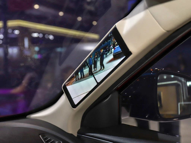 "透明"a柱你见过吗?顶配不到20万这超牛suv用上了!