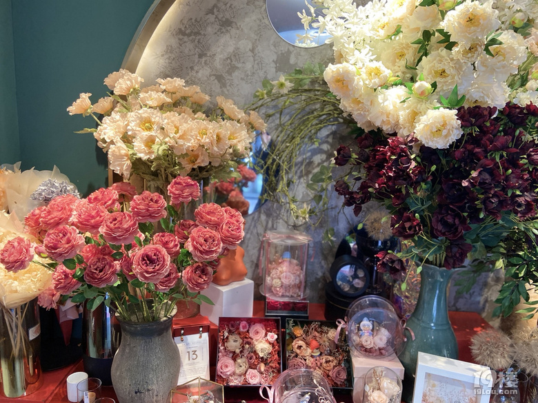 杭州復古小眾gucci風花店,引領時髦風尚