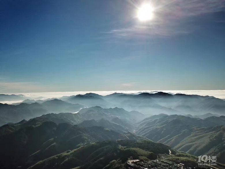 星空露營,山頂燒烤,朝陽晚霞,云海風(fēng)車,滿足出游全部幻想