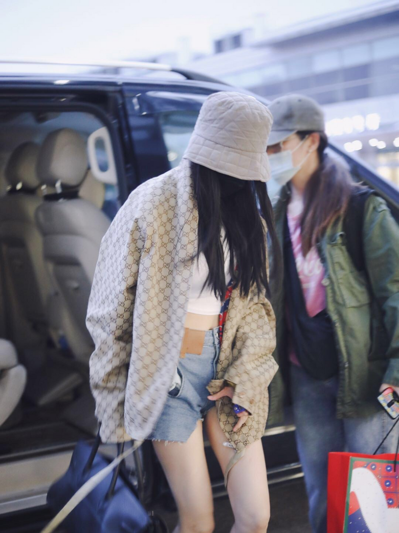穿上這條短褲,擁有Lisa、Jennie同款女團腿!