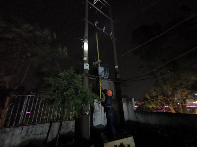 台风“黑格比”凌晨登陆乐清，当地多处停电！杭城大雨马上要来了