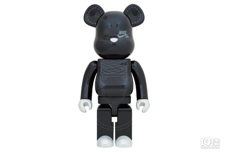 Medicom Toy x Nike 聯(lián)名系列將在月底迎來正式發(fā)售!