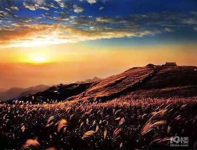 云中草原,户外天堂--武功山●星空●云海●露营不能更美了